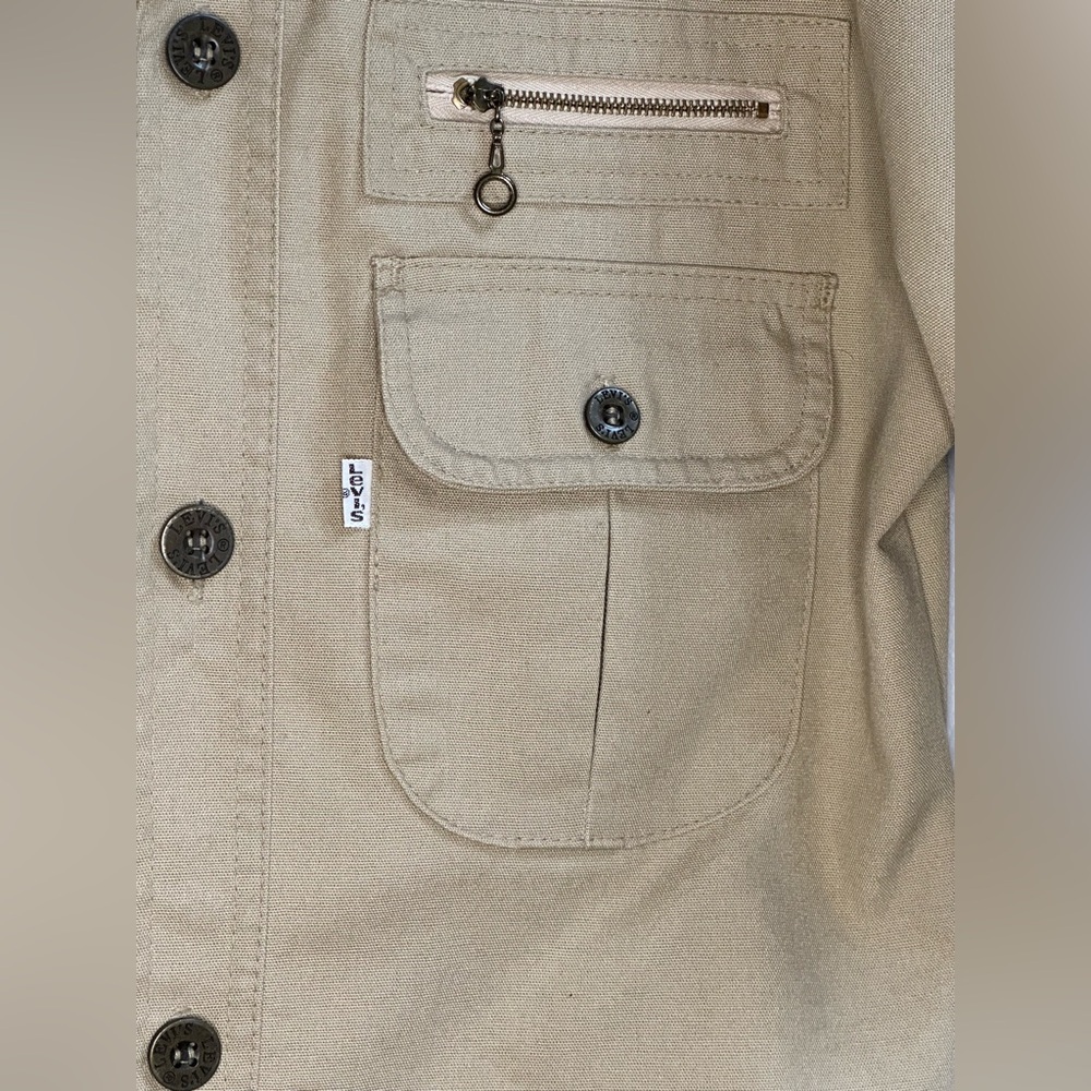 Vintage 1970s Levi’s For Men Safari/Utility Khaki Button Up Short Sleeve Shirt - Picture 4 of 11